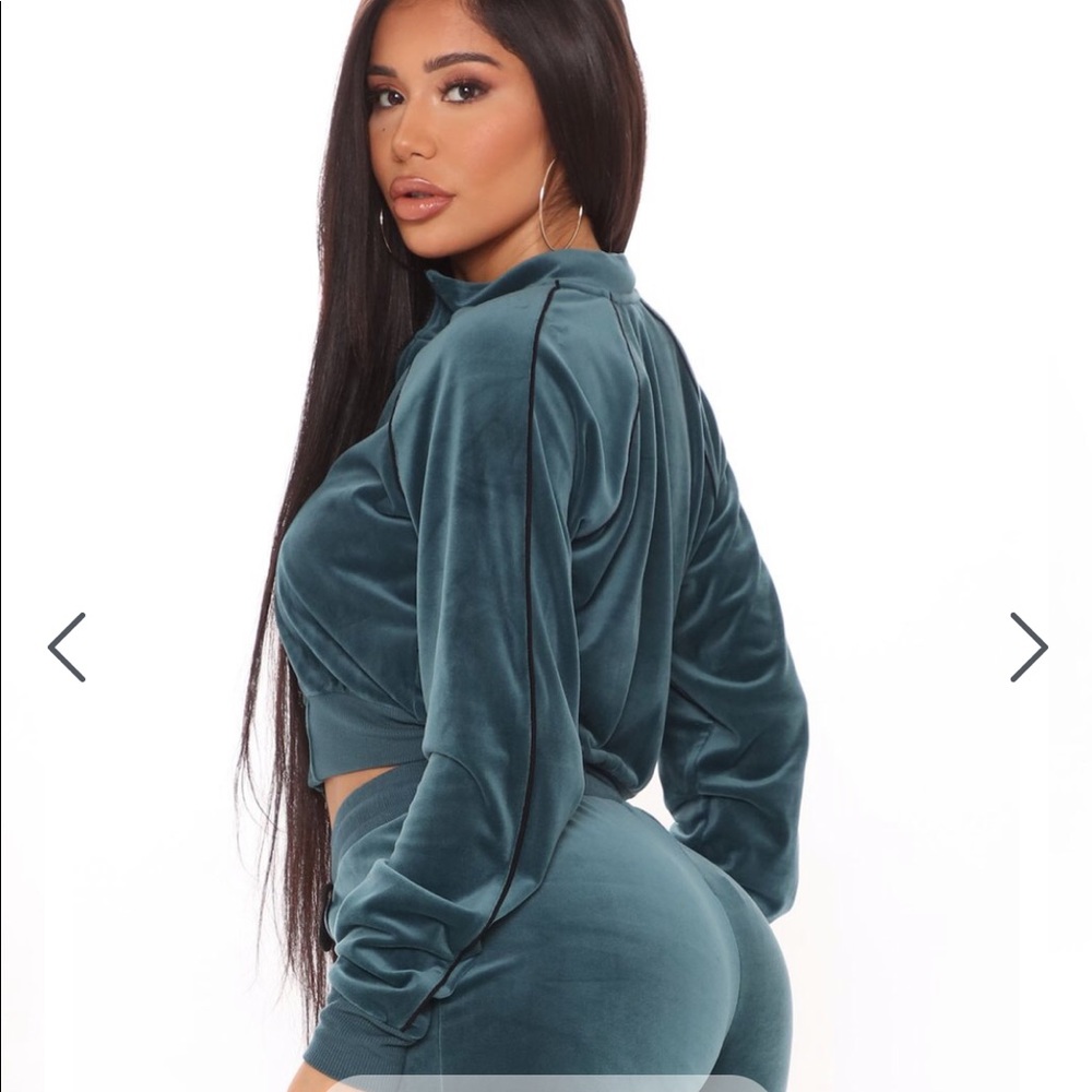 Brand New With Tags Fashion Nova Crop Green Jacket - Picture 2 of 8